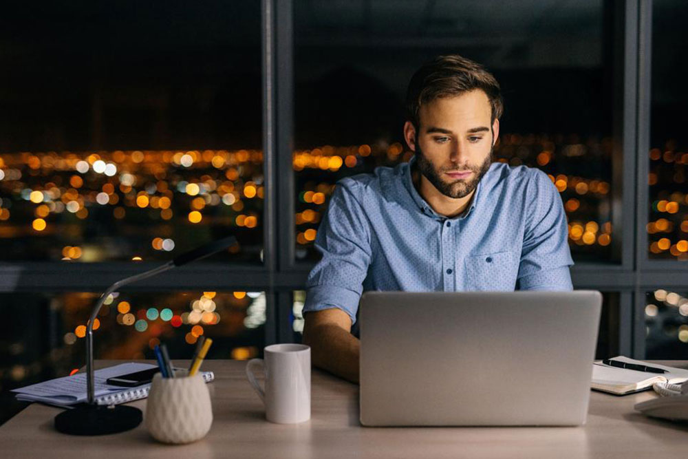 Want a free laptop? Here’s how